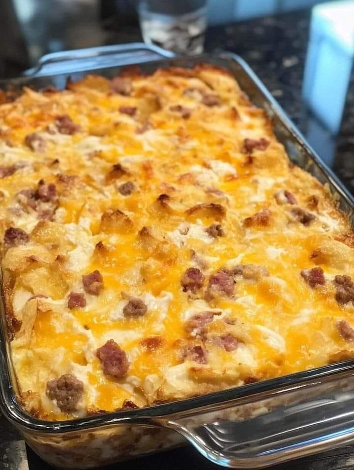 SAUSAGE, EGG & CREAM CHEESE HASH BROWN BREAKFAST CASSEROLE 462240670_2090614248021526_6326298697157804211_n